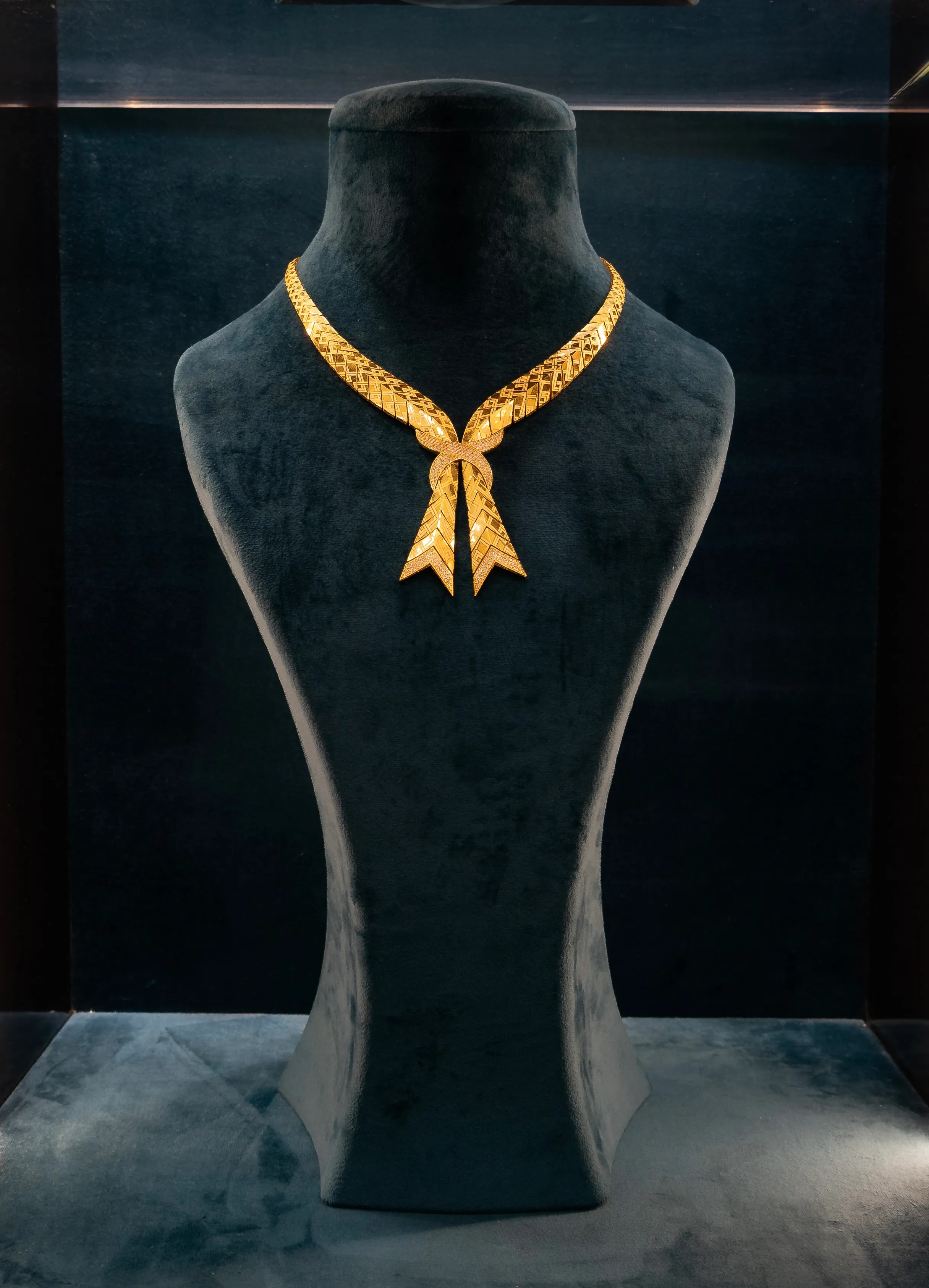 a gold chain